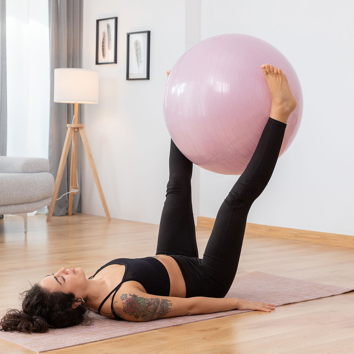 Yoga-Ball mit Stabilitätsring und Widerstandsbändern Ashtanball InnovaGoods